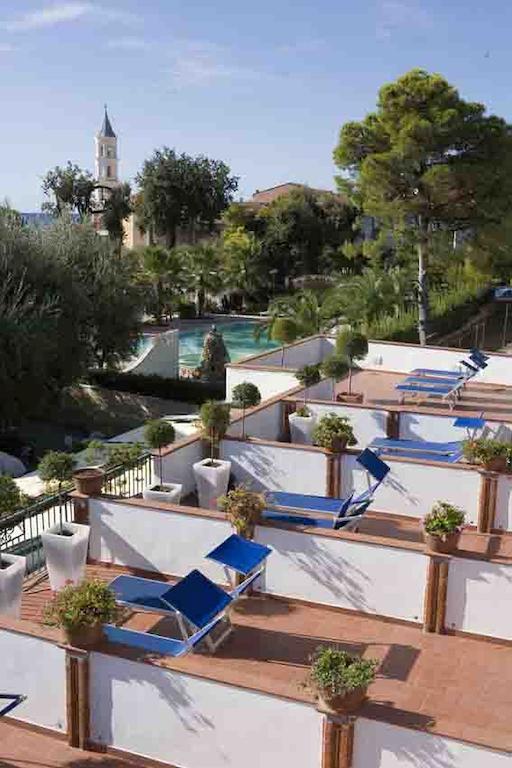 Hotel Ristorante Cavaliere Scario Kültér fotó